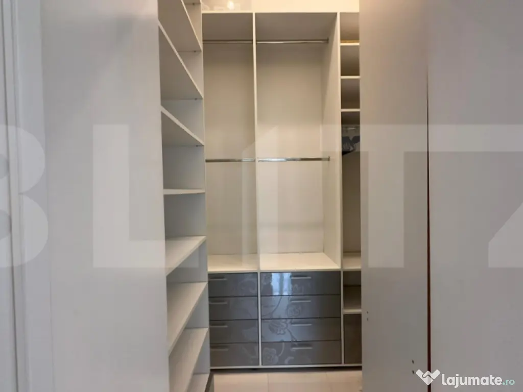 Apartament 3 camere, 129 mp, Central 