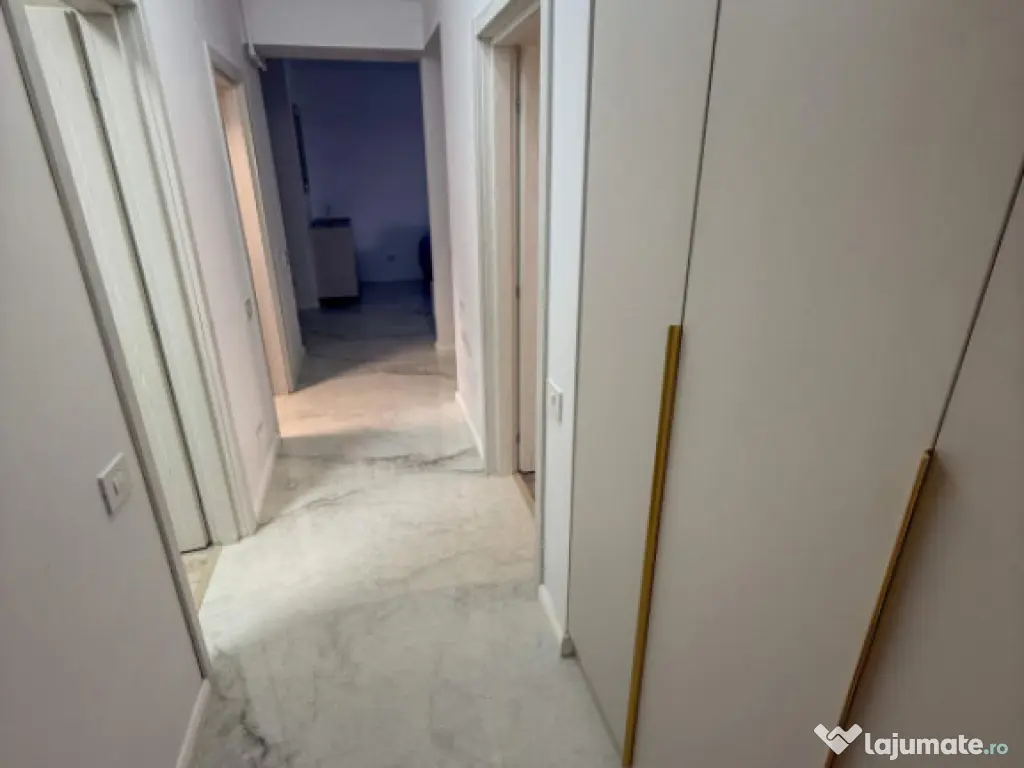 Apartament 3 camere Ambiance 2, parcare subterana, 81 mp 