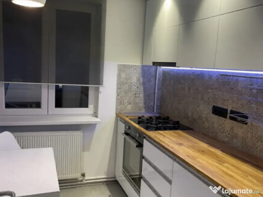 Apartamnet 2 camere Gara de Nord 