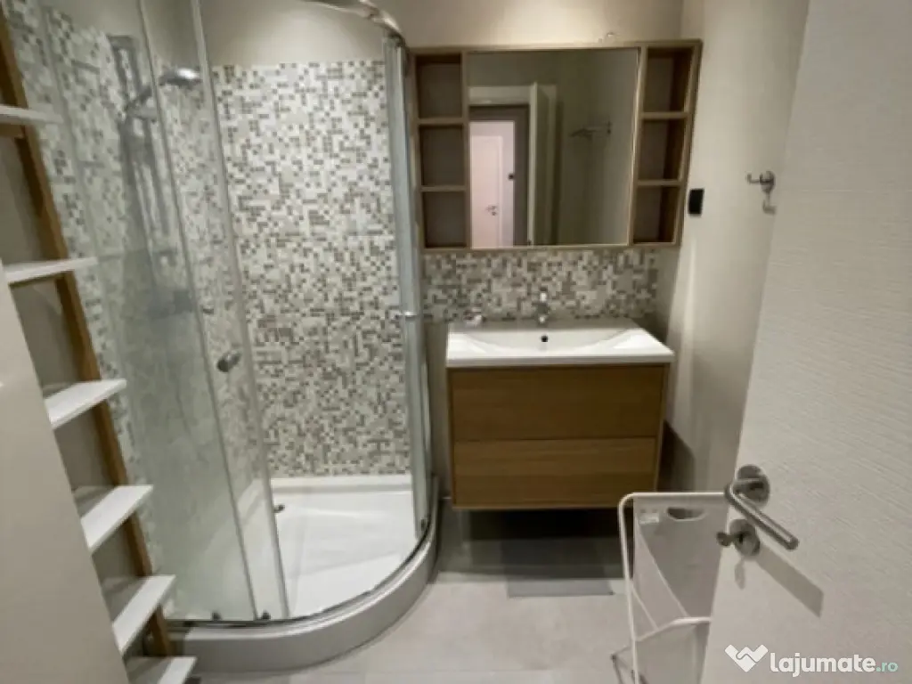 Apartamnet 2 camere Gara de Nord 