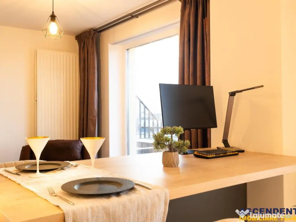 Rafinament urban:terase incantatoare,loc parcare,A Class,Kas 