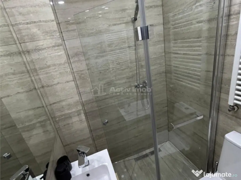 4 Camere, Lux, Centrala Proprie, 5 min Metrou 