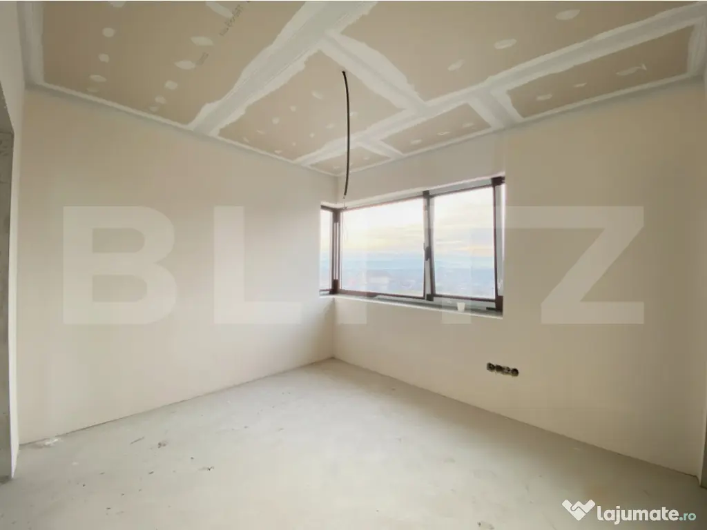 Casa moderna si luminoasa, cu spatii vitrate generoase, 610m 