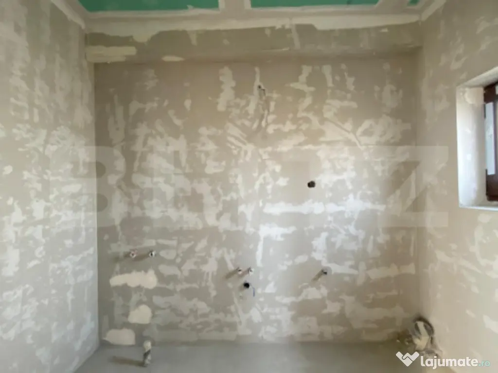 Casa moderna si luminoasa, cu spatii vitrate generoase, 610m 