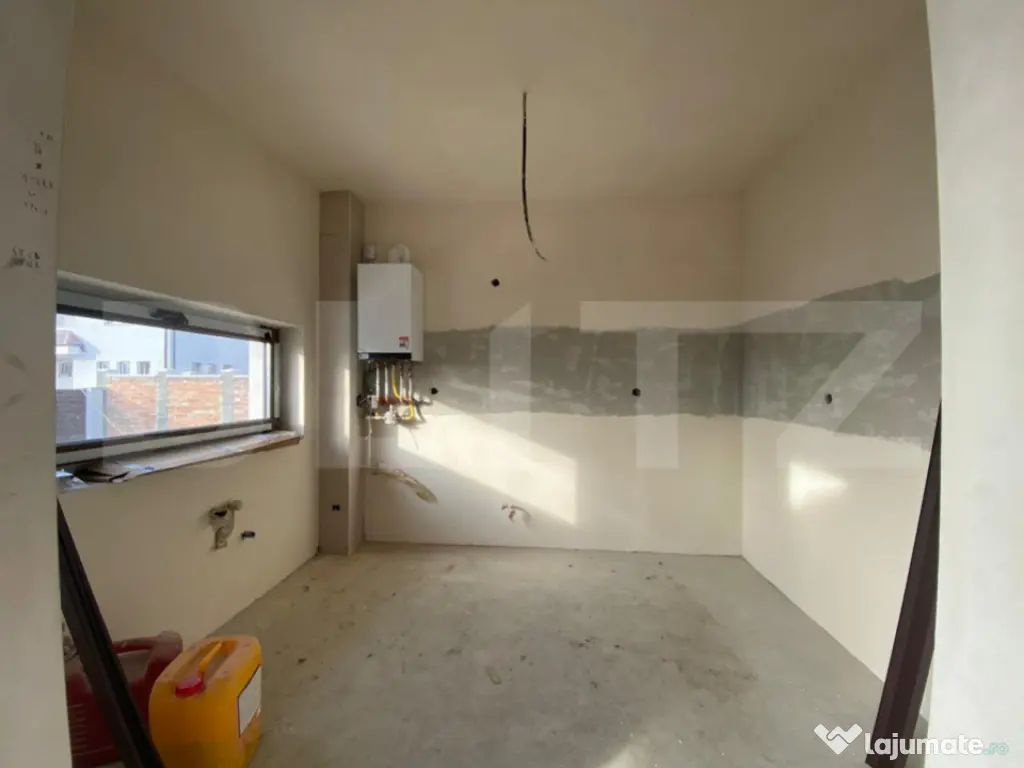 Casa moderna si luminoasa, cu spatii vitrate generoase, 610m 