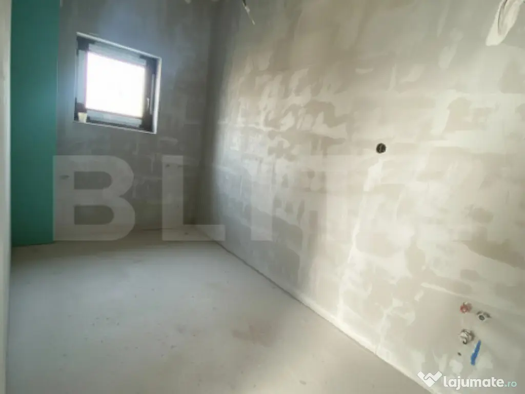 Casa moderna si luminoasa, cu spatii vitrate generoase, 610m 