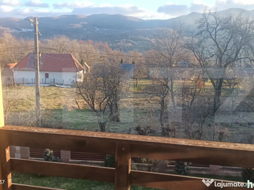 Casă de vânzare, 270 mp, zona Exterior- Tisieu