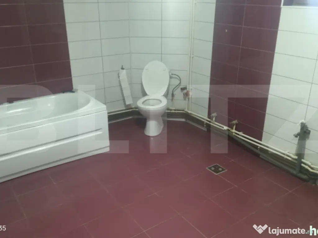 Casă de vânzare, 270 mp, zona Exterior- Tisieu