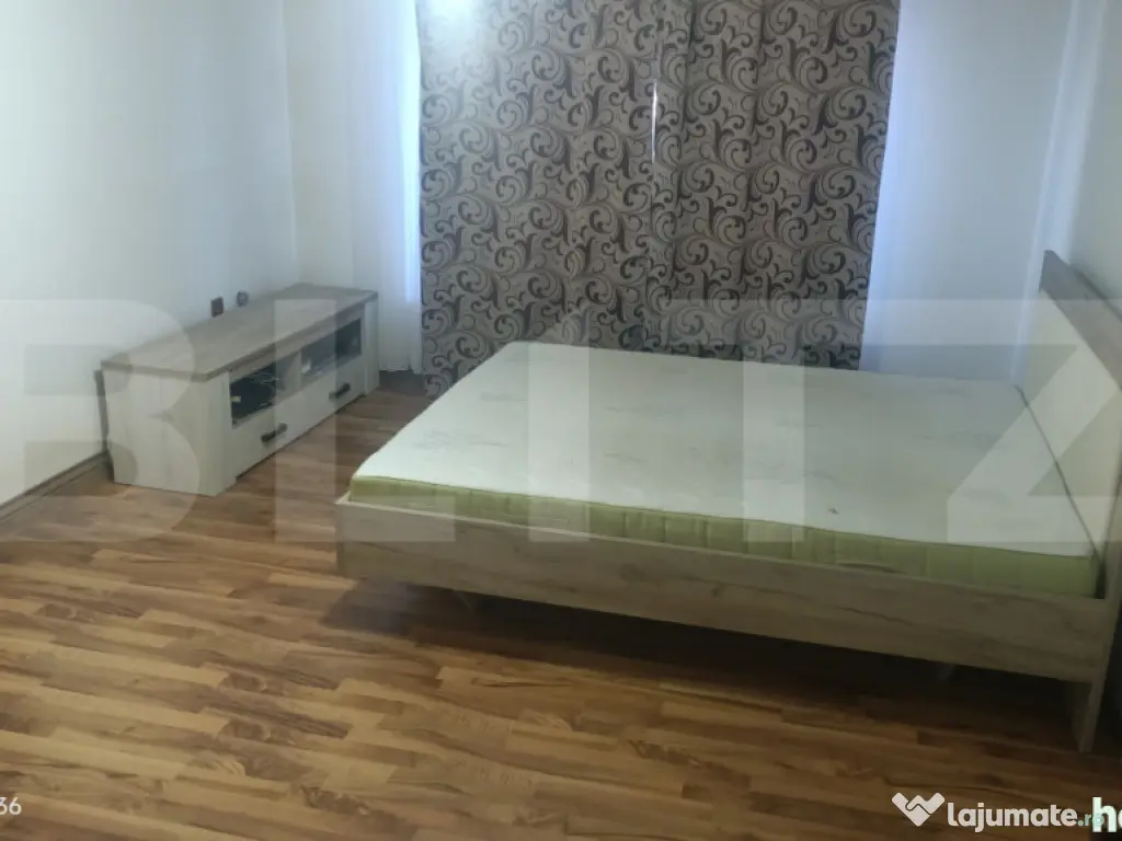 Casă de vânzare, 270 mp, zona Exterior- Tisieu