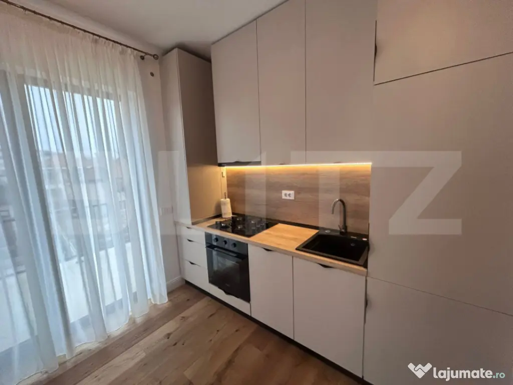 Apartament 3 camere, 101.20 mp totali, zona Centrala