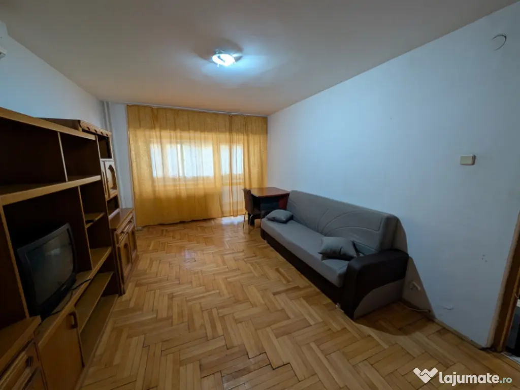 Apartament decomandat Banca Națională etaj 1, bloc 1992 
