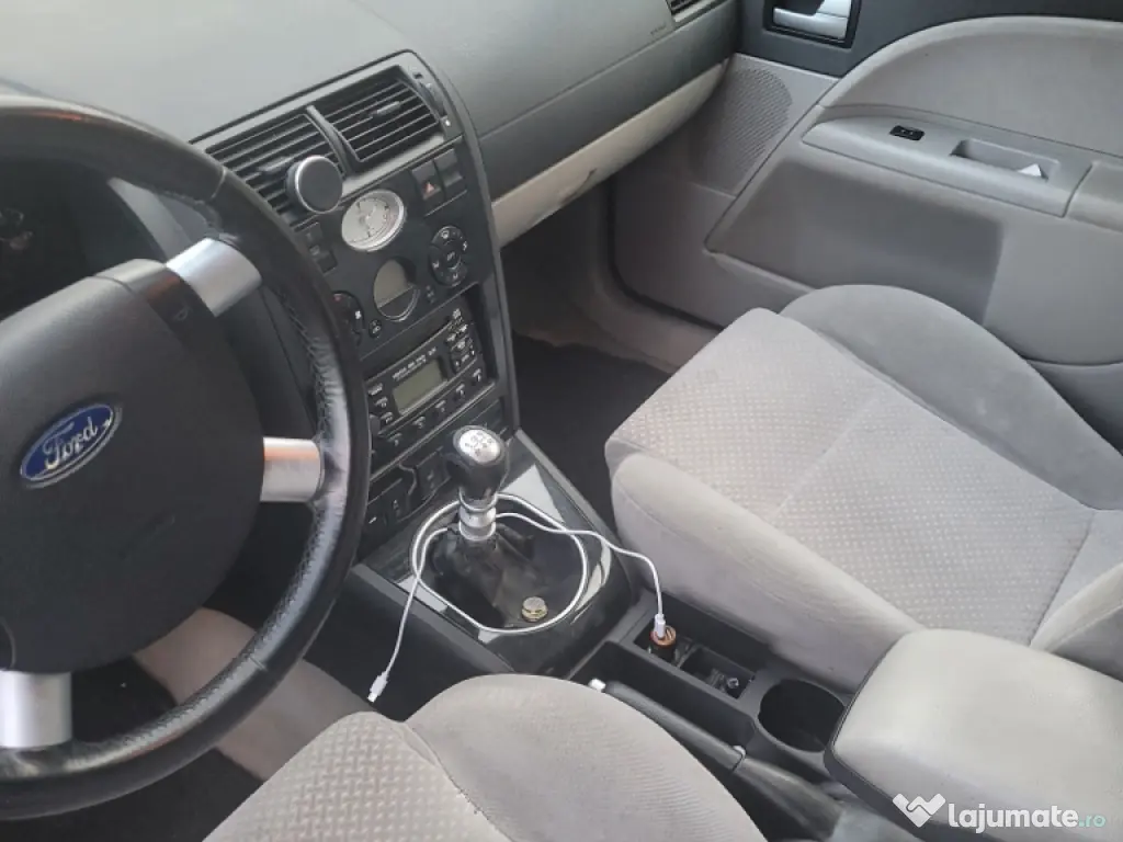 ford mondeo combi  2002 