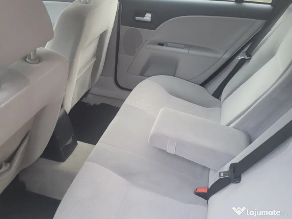 ford mondeo combi  2002 