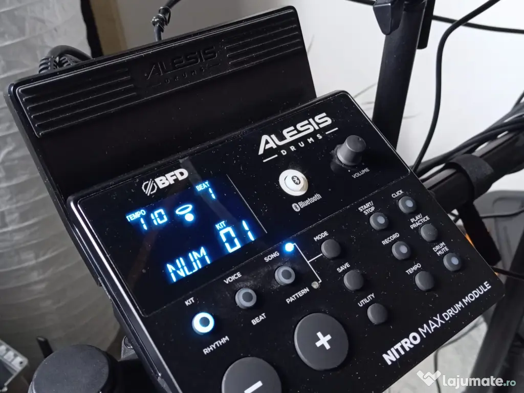 Set complet de tobe electronice Alesis Nitro Max Kit Bundle 