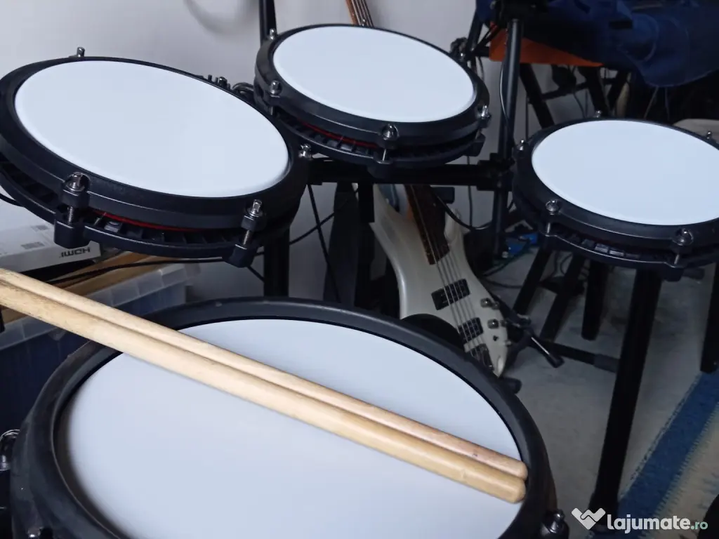 Set complet de tobe electronice Alesis Nitro Max Kit Bundle 