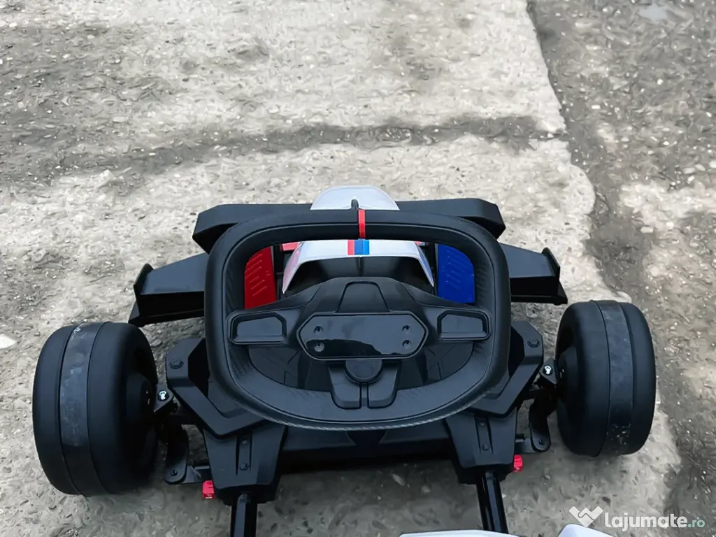 Kart electric cu functie Drift, BMW Motosport 2x 250W, 24V sasiu ajustabil White 