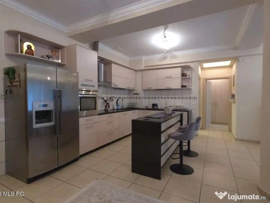 Mamaia Nord - Sea Breeze Resort, 2 camere, 81 mp utili, e...