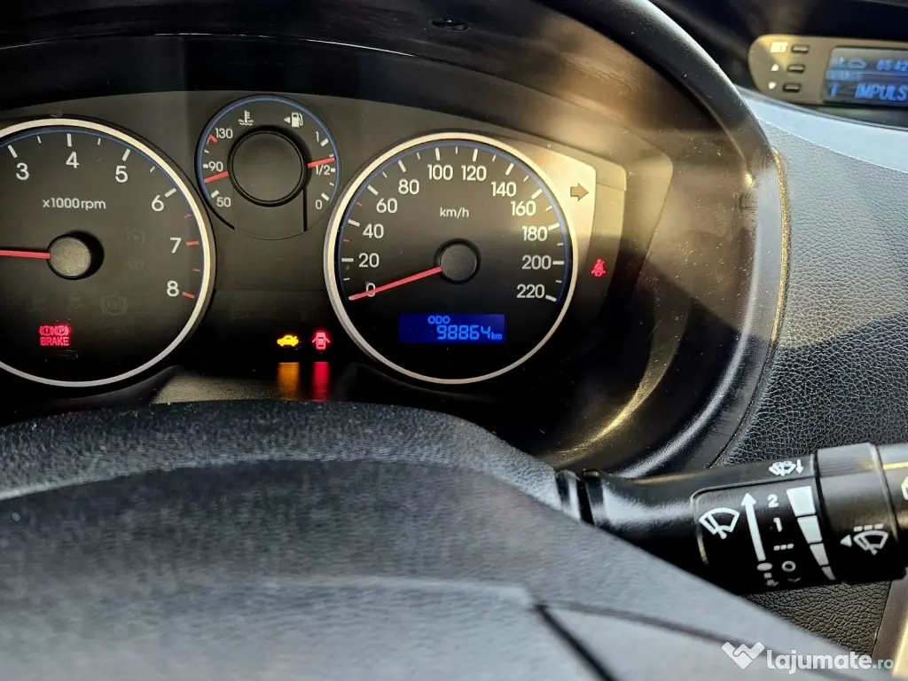 vand HYUNDAI I20, stare buna, km reali, fara accidente