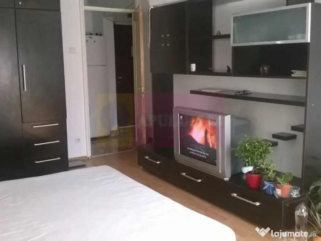 Garsoniera, aproape de Mega Mall si metrou Inacului, Pant... 