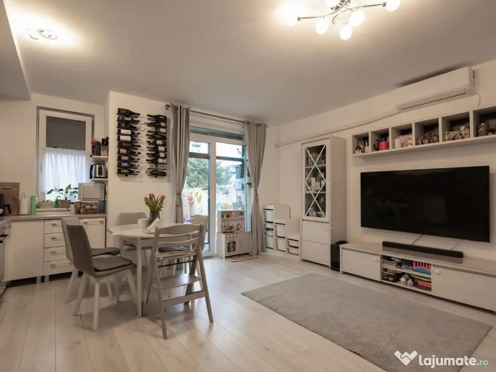 Apartament cu 3 camere | parter | SAD | Curte proprie | 6...