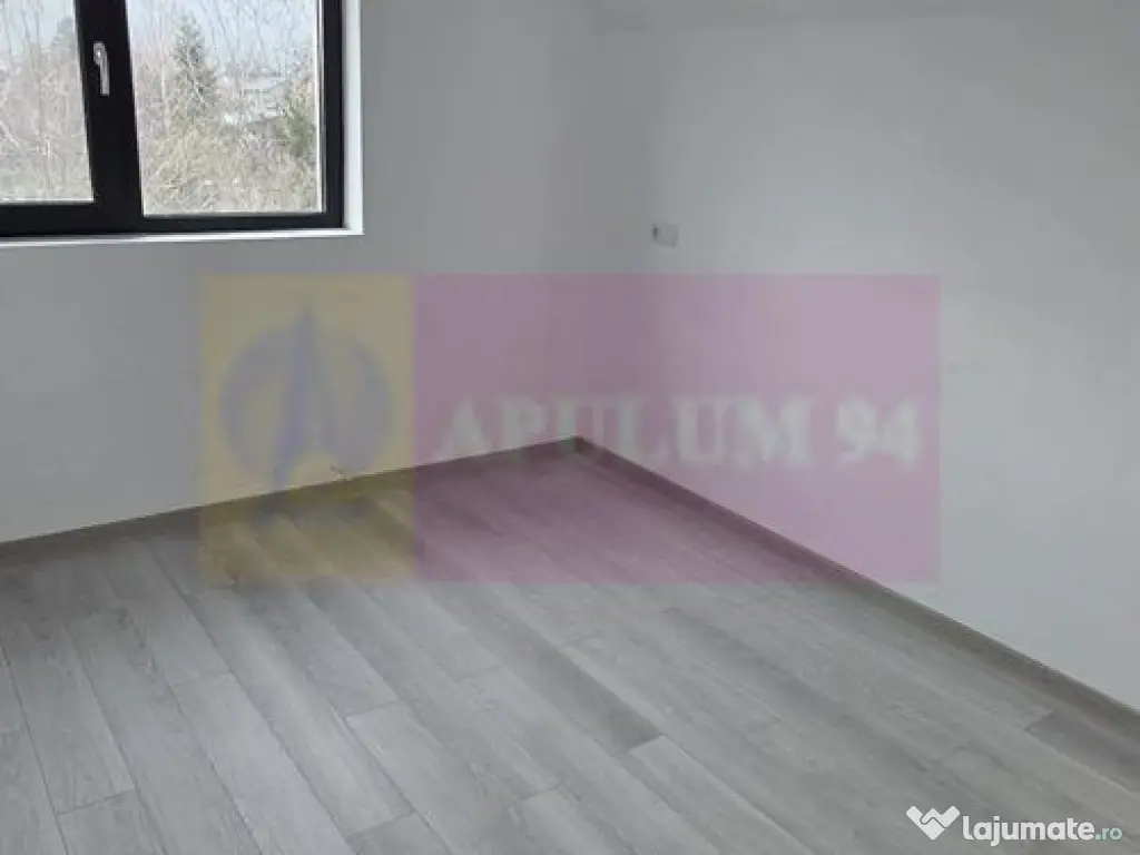 Vila de vanzare cu 4 camere in Brebu 