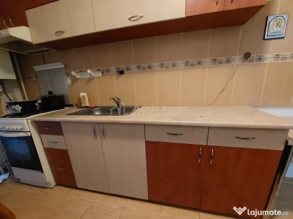 Garsoniera, decomandata, 31 mp, etaj 2 , Marghiloman -AutoVa 