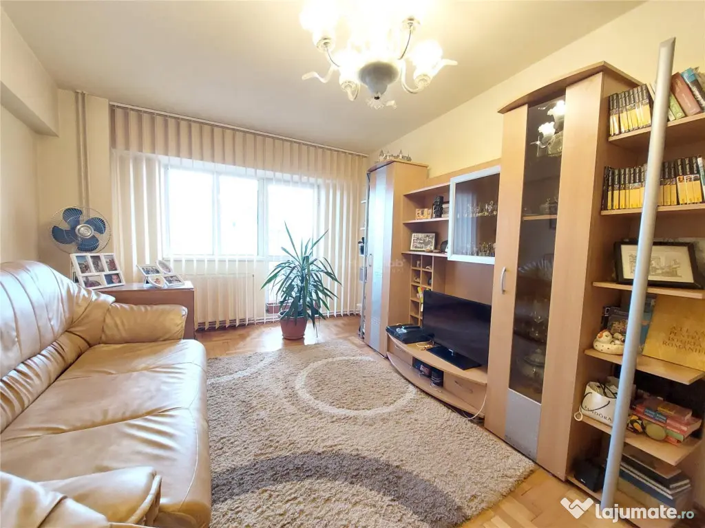 4 camere,decomandat, 92 mp, etaj 7, loc parcare, Centru -Uni