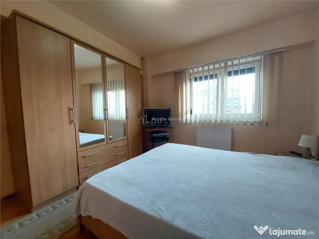 4 camere,decomandat, 92 mp, etaj 7, loc parcare, Centru -Uni