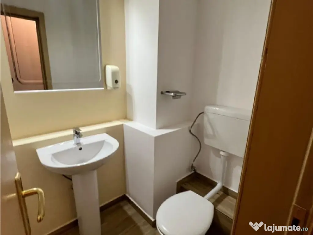 Spatiu de birouri renovat, Centrul Civic, Brasov