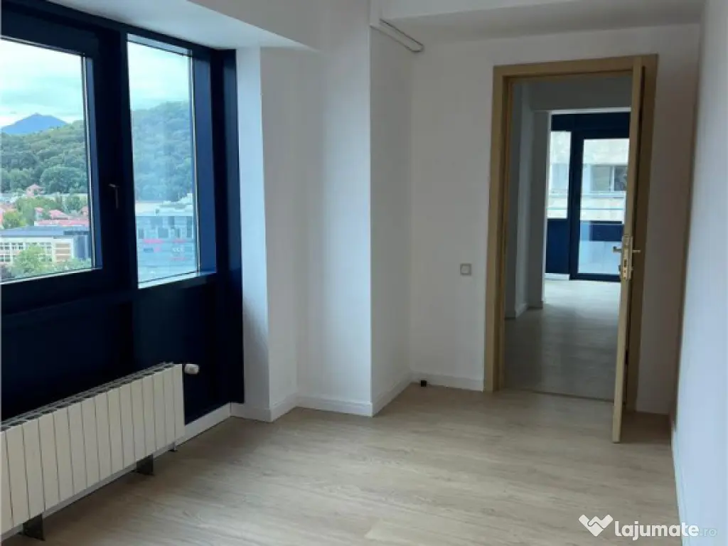 Spatiu de birouri renovat, Centrul Civic, Brasov