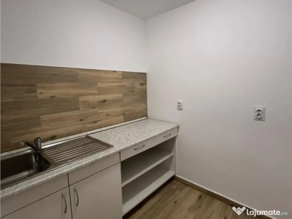 Spatiu de birouri renovat, Centrul Civic, Brasov