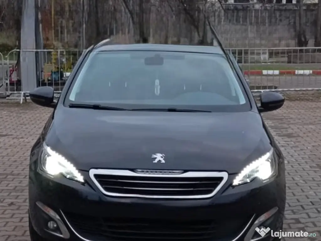 Peugeot 308 1.2 benzina