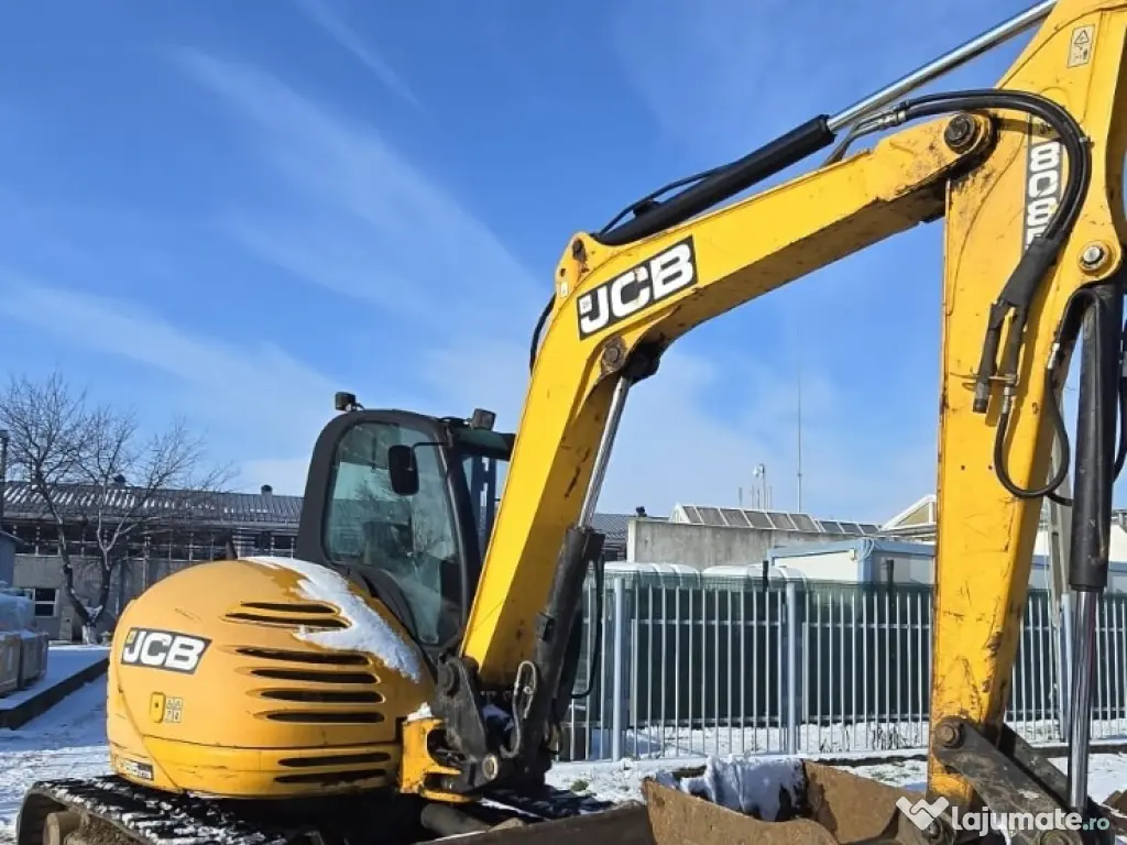 JCB 8085 ZTS (8.5 Tone) - An 2010 - 9304 Ore - TVA inclus 