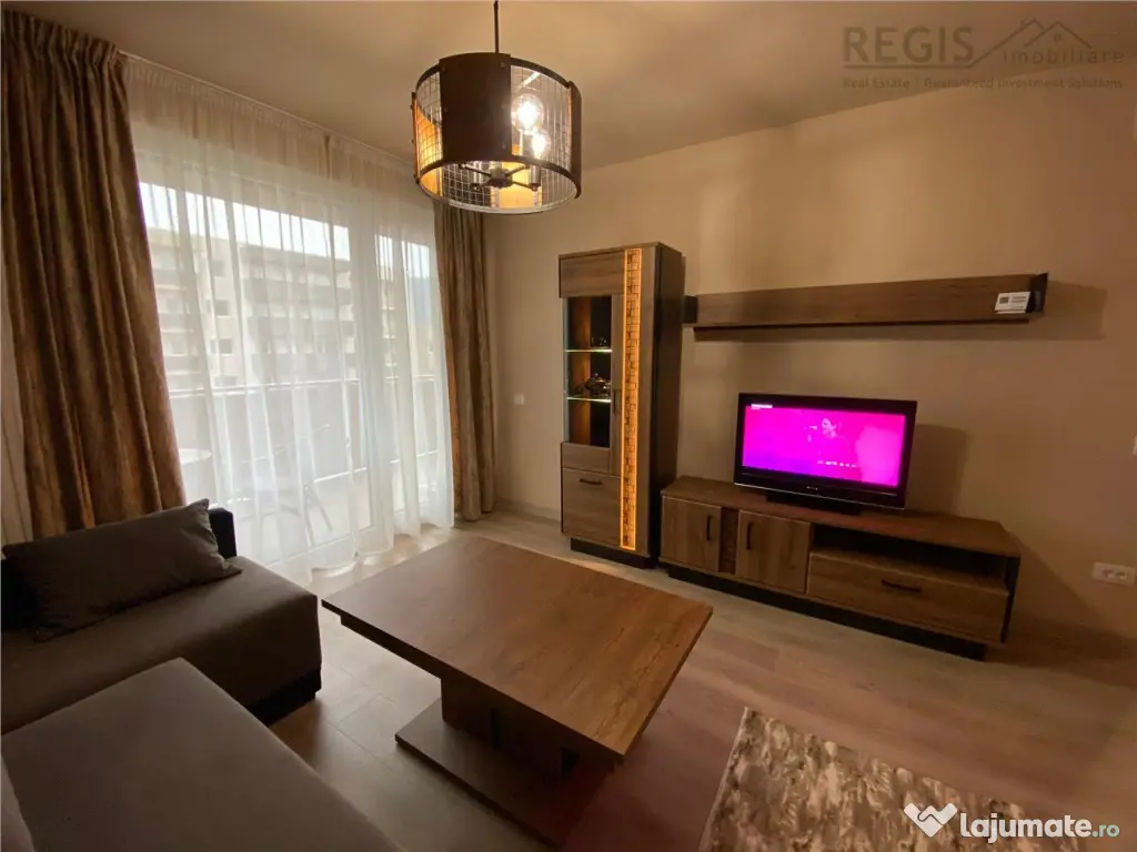 Garsoniera Urban Plaza cu loc de parcare 