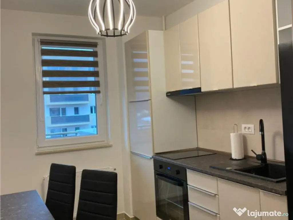 Garsoniera Urban Plaza cu loc de parcare 