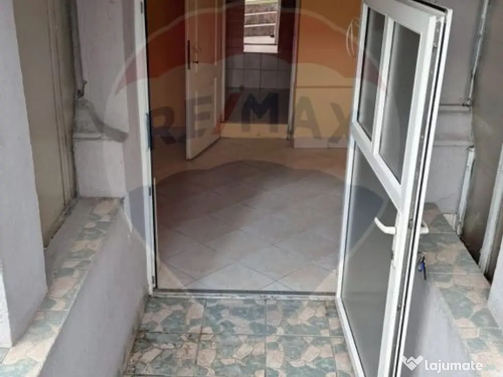 Spațiu comercial ultracentral de vanzare/inchiriere