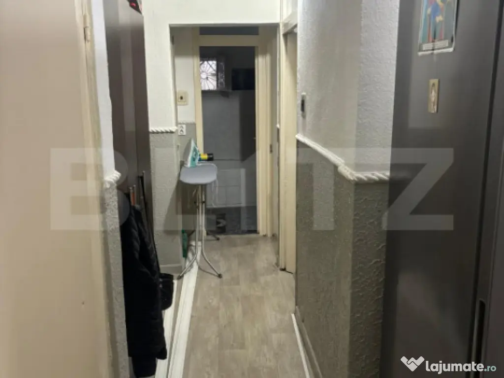 Apartament 3 camere,55mp, Vest - 9 mai 