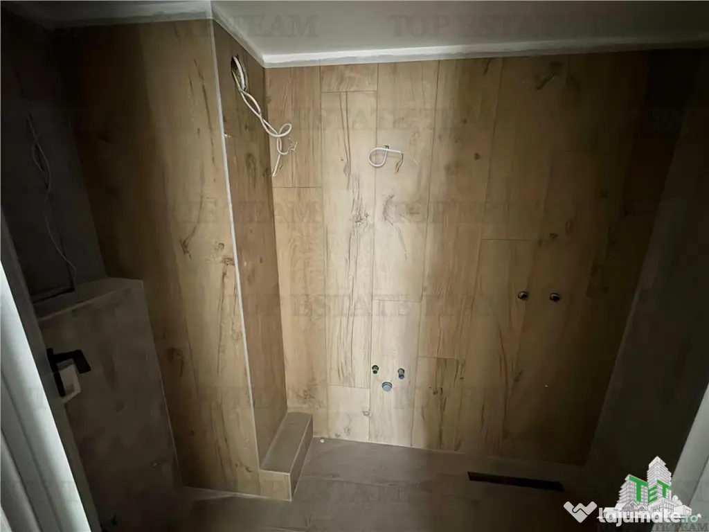 Spatiu office de inchiriat 600mp terasa in Popesti Leorden 