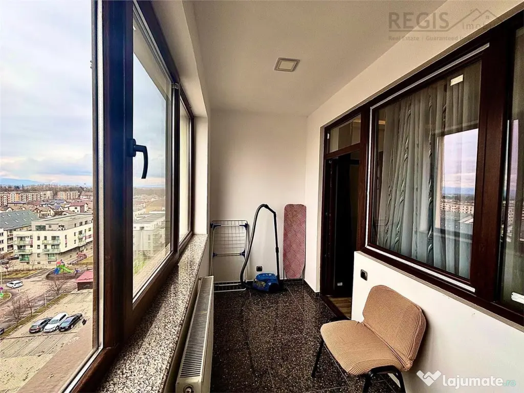 Apartament doua camere Isaran, cu loc de parcare 