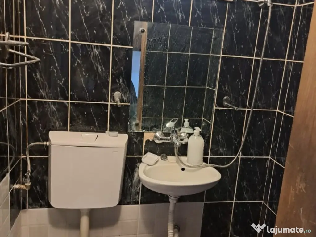 Inchiriez garsoniera 17mp ULTRACENTRAL 