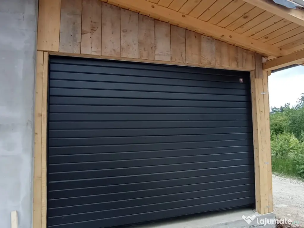 Ușă de garaj secțională automată(motor nemtesc) – 2500 × 2000 mm-montaj inclus!