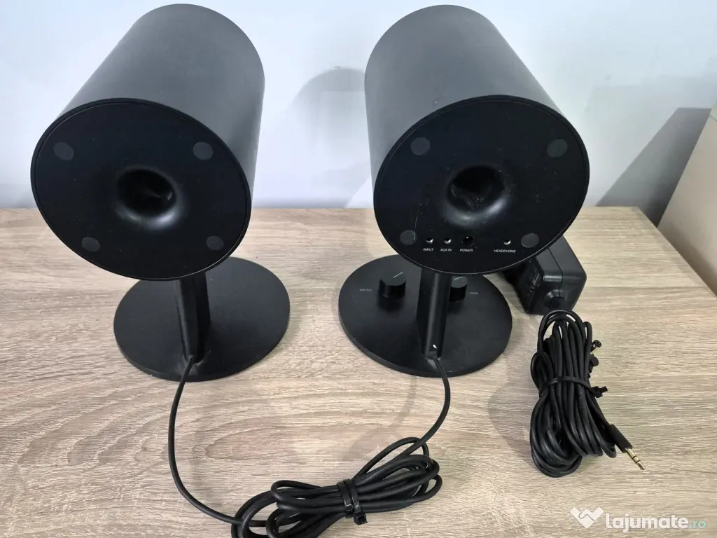 Vand boxe Razer Nommo 