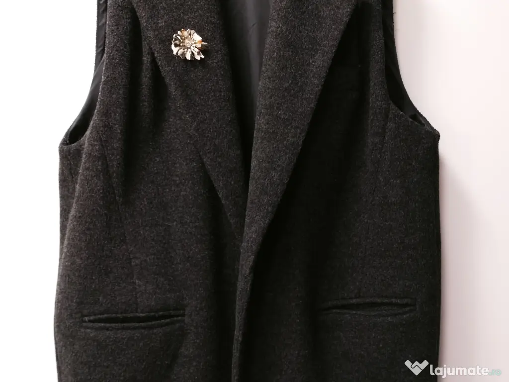 Vesta groasa din stofa, moderna 