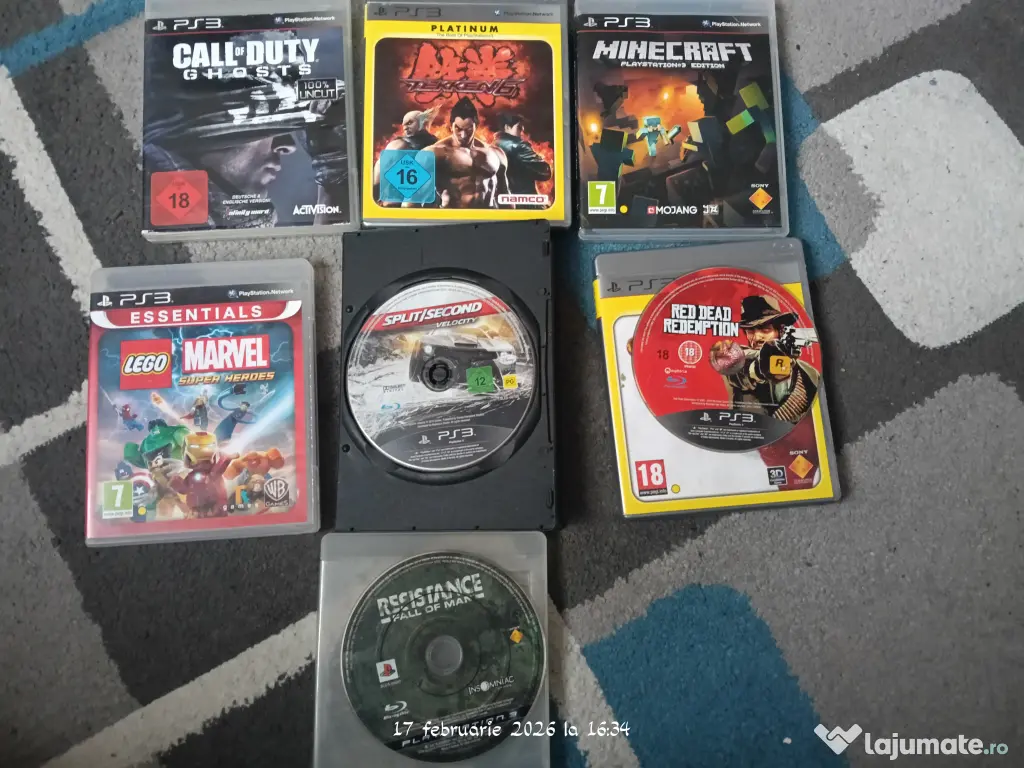 Vând PlayStation 3 cu 13 jocuri precum (The Last Of Us,Hitman Absolution,Fifa14)