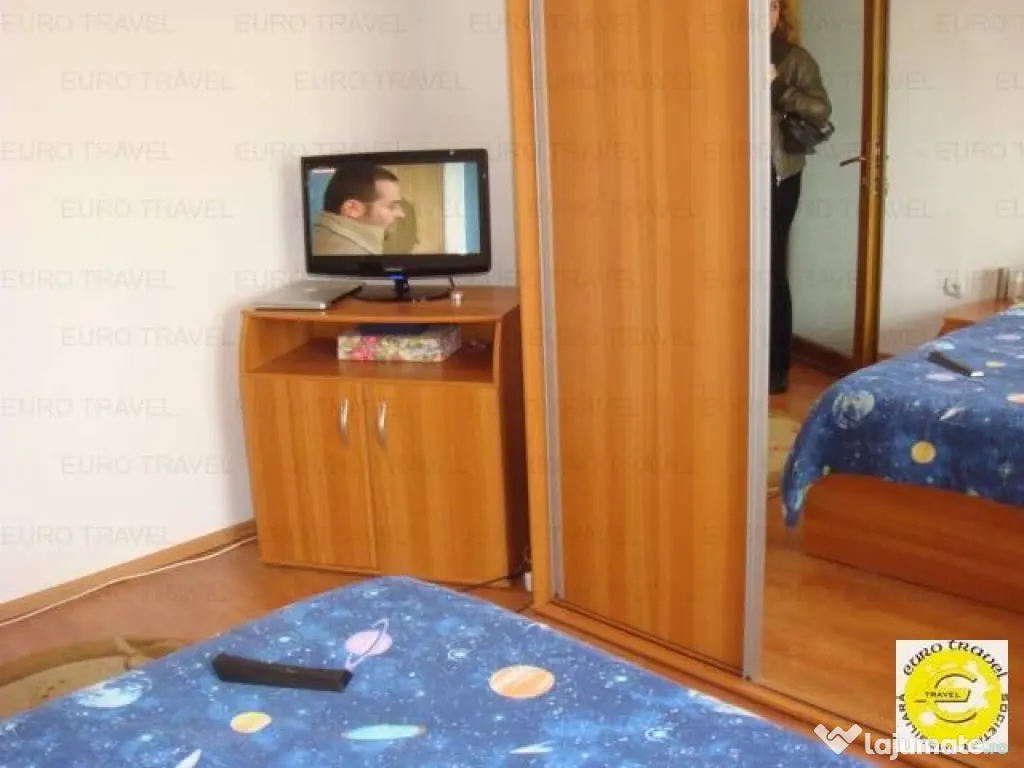 Apartament de închiriat, 2 camere, ultracentral, pe malul mării, în Constanța.