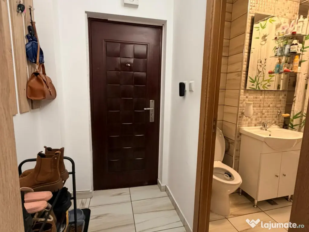 Garsoniera Etaj 2 Renovata Zona Industriala La Cheie