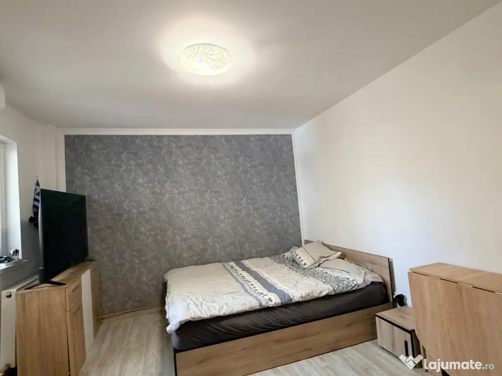 Garsoniera Etaj 2 Renovata Zona Industriala La Cheie