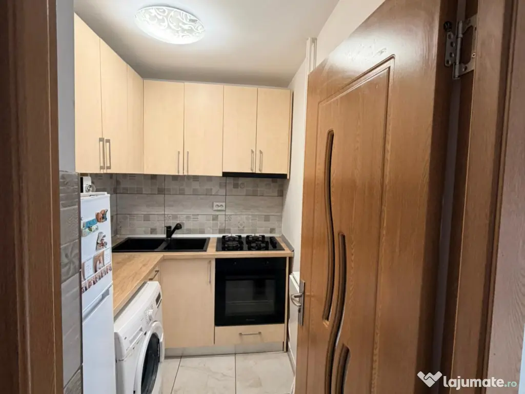 Garsoniera Etaj 2 Renovata Zona Industriala La Cheie