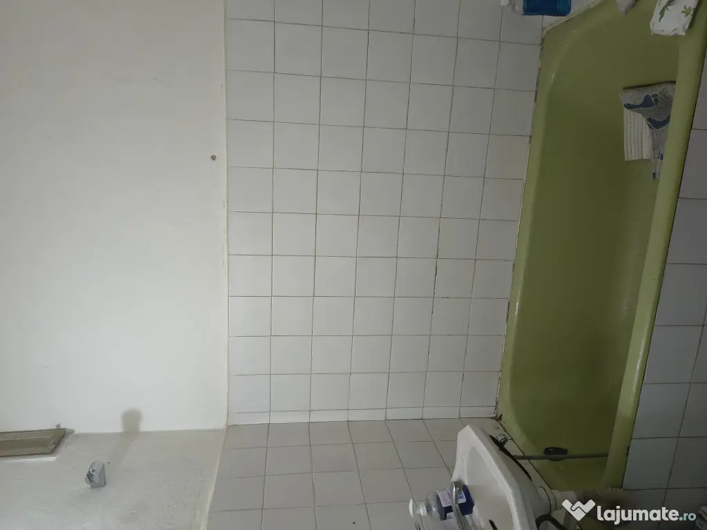 Garsonieră de vânzare 