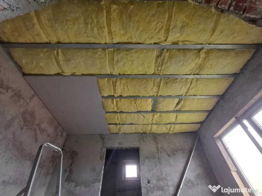 Amenajări interioare-exterioare 